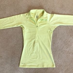 Women's Nike Pro Pullover size XS